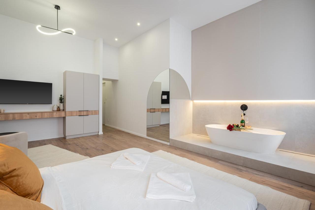 You Boutique Suites, Best Location By Bqa Budapest Exterior foto