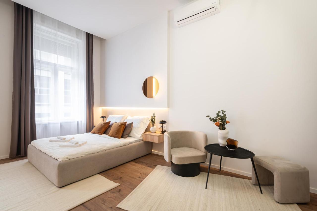 You Boutique Suites, Best Location By Bqa Budapest Exterior foto